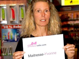 Maitress_Yvonne (54)