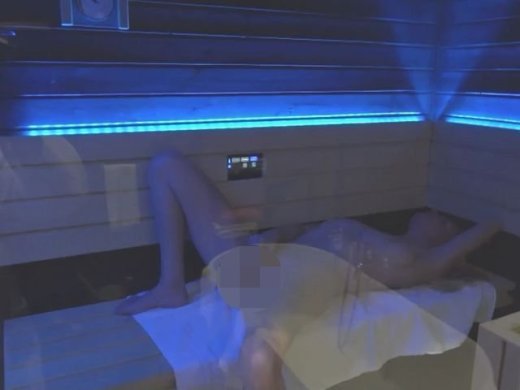 Amateurvideo Creampie in der Hotelsauna! from DirtyTina